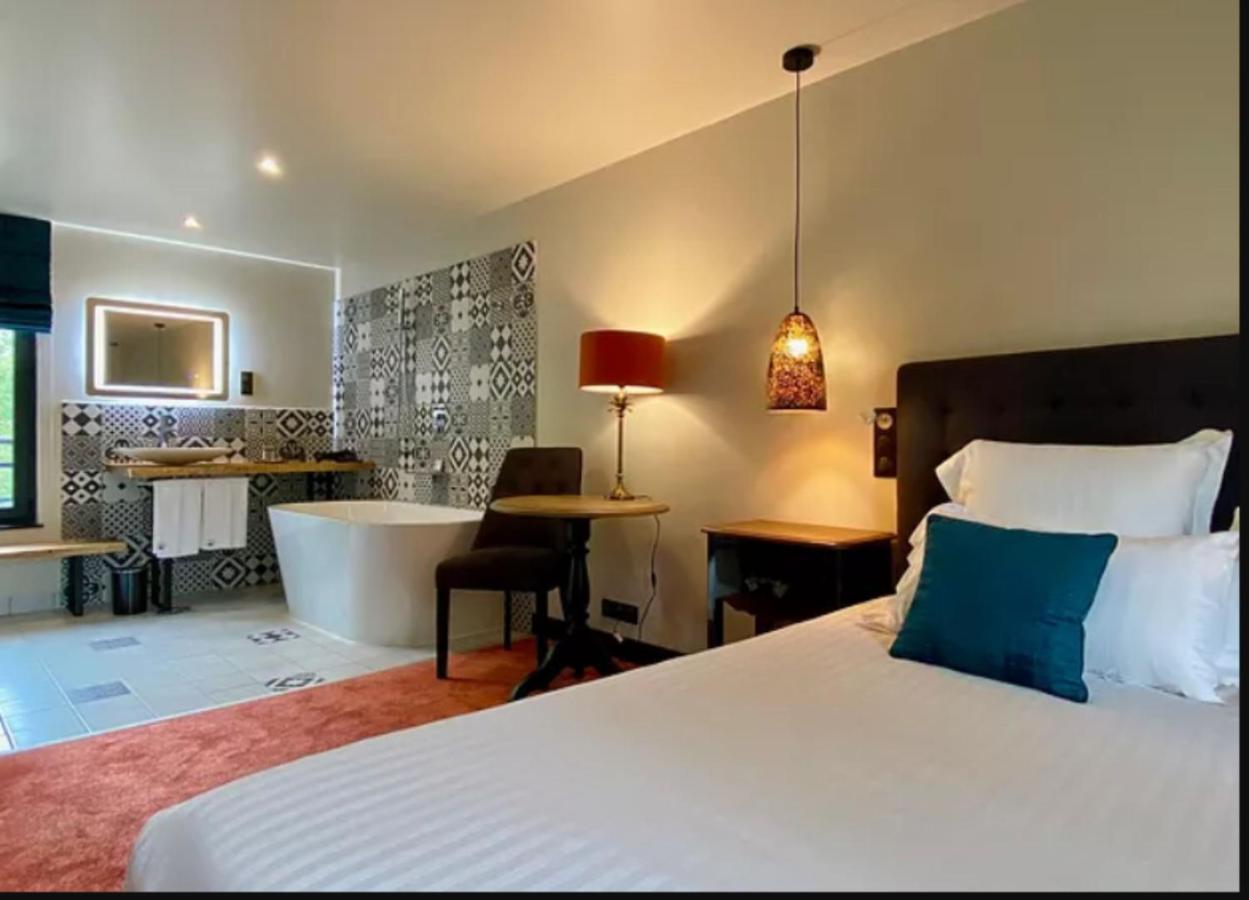 Hotel Le Moulin Fouret Saint-Aubin-le-Vertueux Exteriér fotografie